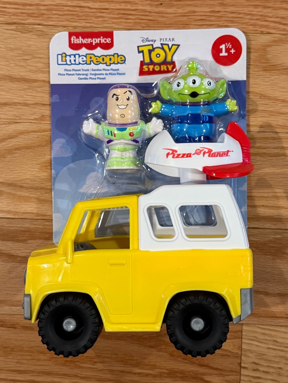Fisher Price little people Toy Story pizza planet truck buzz and alien NWT